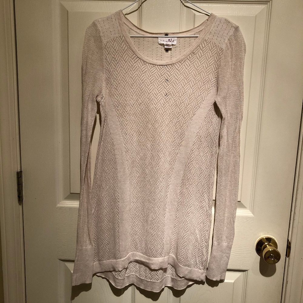 Shrinking Violet White sweater Cream Light Knit